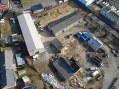 Pronájem skladové / výrobní haly 890 m² – Bruntál